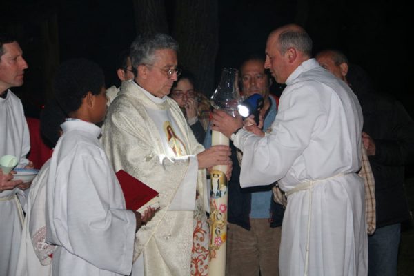 Vigilia-Pascual-2016-en-Prado-Nuevo,1w