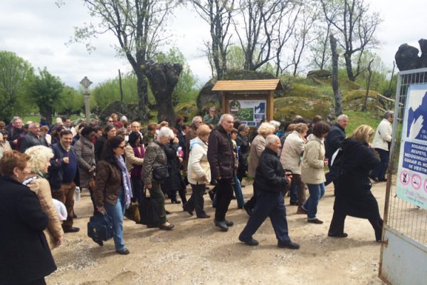 1-sab-mayo-(Via-crucis)w